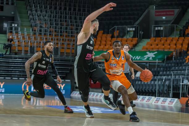 通过增加轮 通过增加轮