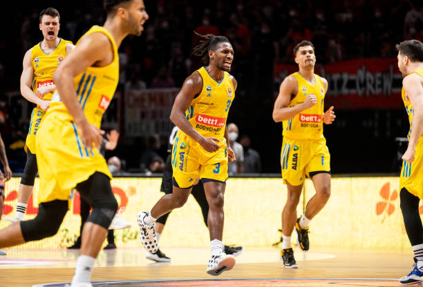 丁浩和芈昱 丁浩和芈昱