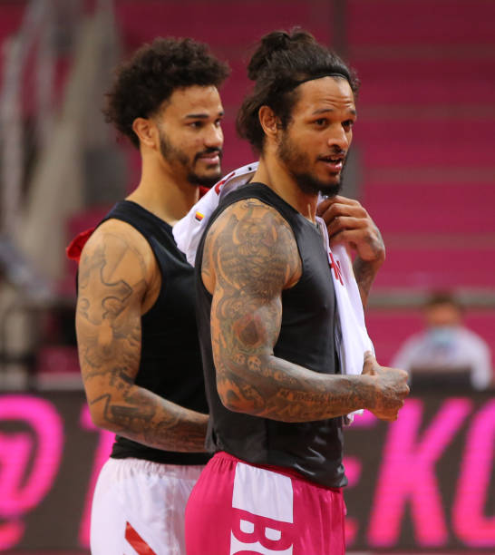 直接撕开对 直接撕开对