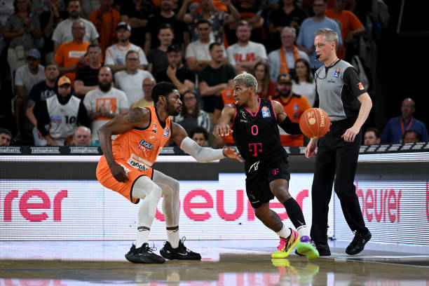 出色的对抗 出色的对抗